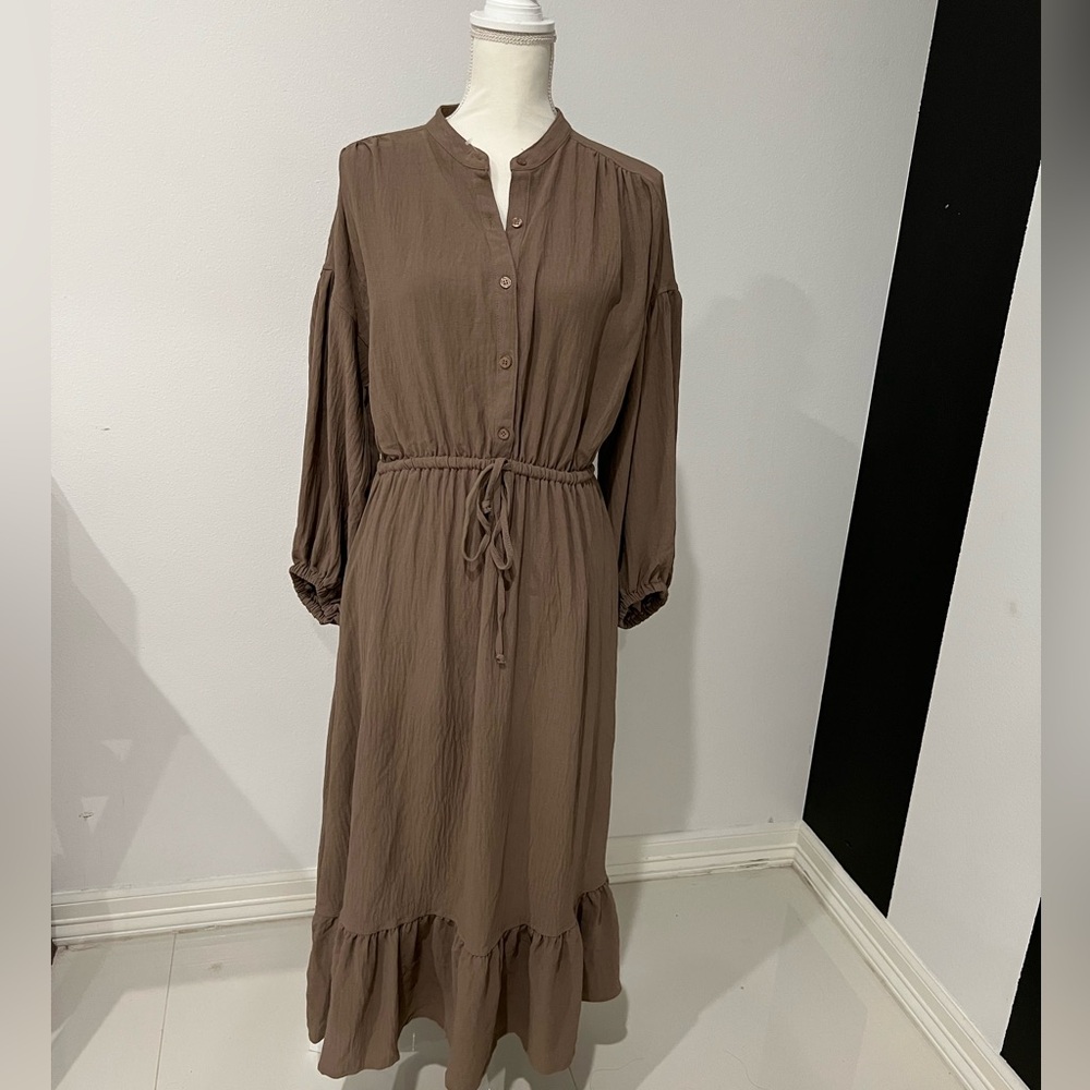 Max Studio Brown Tiered Ruffled Sundress with Bishop Sleeves - Picture 2 of 11